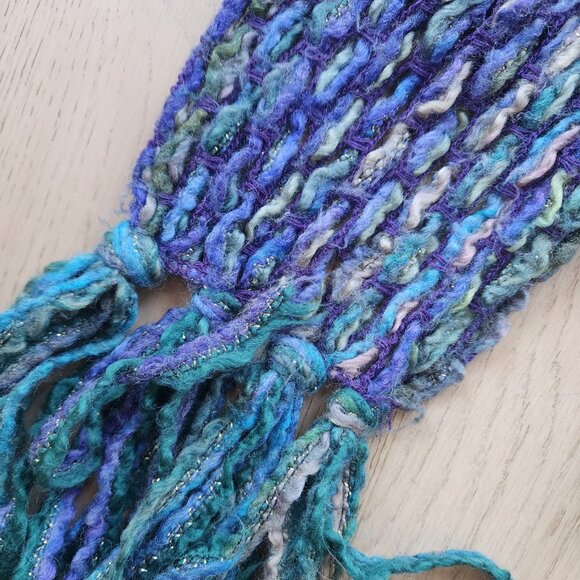 Urban Outfitters knit scarf - Picture 5 of 6